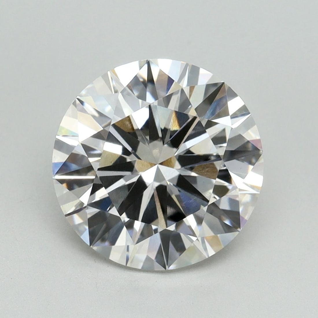 Loose Diamond - ROUND 3.36ct F VS1: Loose Diamond - ROUND 3.36ct F VS1 Source: This is a real non-mined Diamond that has been grown in a lab Shape: ROUND Carats: 3.36 Color: F Clarity: VS1 Certification: GSI Video: Video Link The