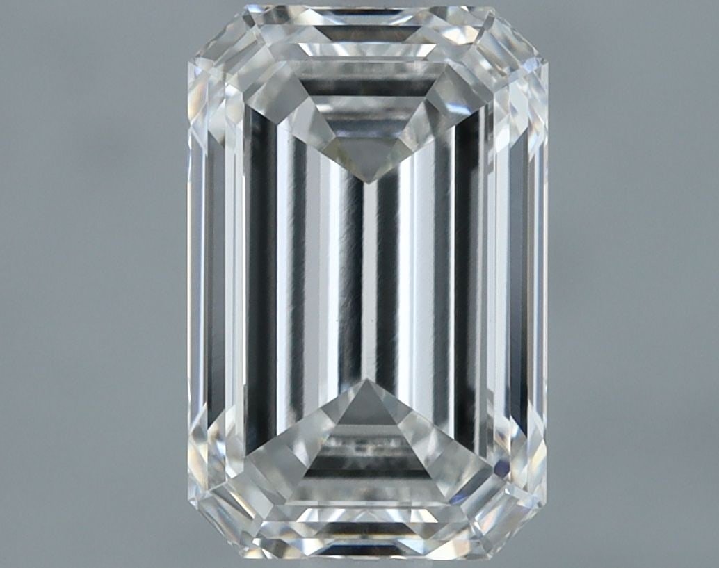 Loose Diamond - EMERALD 1.6ct F VS1: Loose Diamond - EMERALD 1.6ct F VS1 Source: This is a real non-mined Diamond that has been grown in a lab Shape: EMERALD Carats: 1.6 Color: F Clarity: VS1 Certification: IGI Video: Video Link The