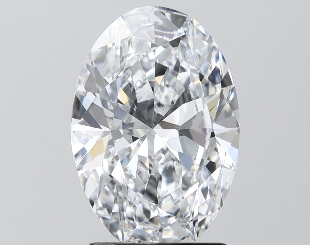 Loose Diamond - OVAL 3.04ct E VVS2: Loose Diamond - OVAL 3.04ct E VVS2 Source: This is a real non-mined Diamond that has been grown in a lab Shape: OVAL Carats: 3.04 Color: E Clarity: VVS2 Certification: IGI Video: