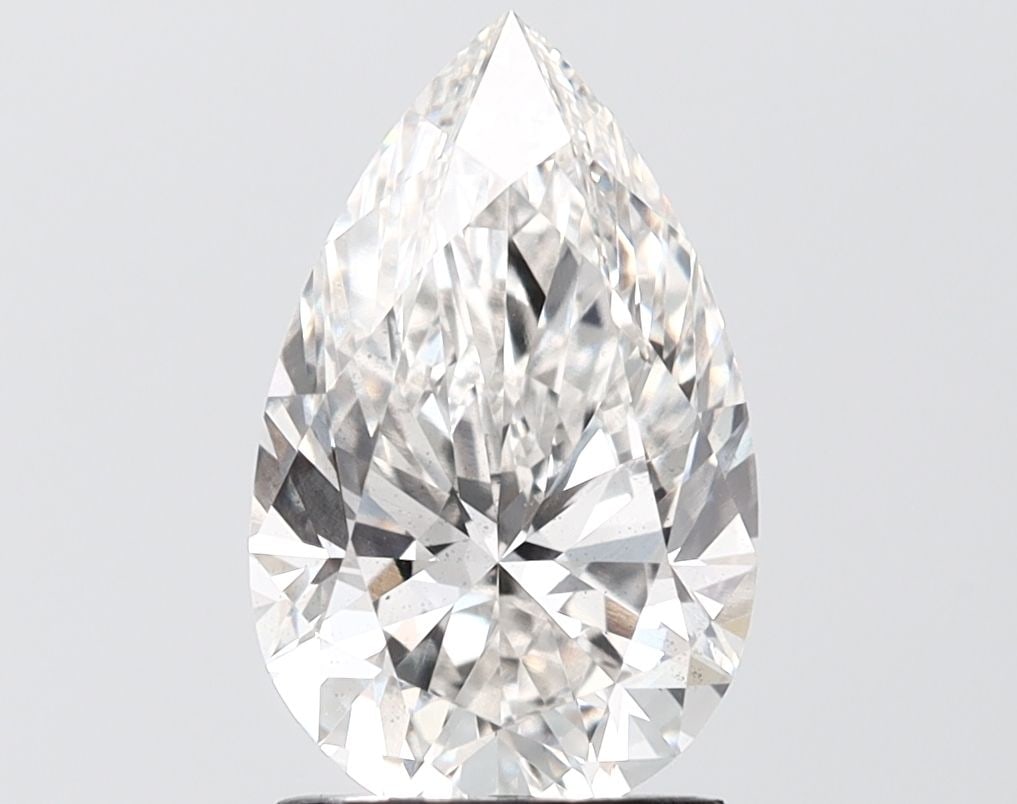 Loose Diamond - PEAR 2.52ct F VS2: Loose Diamond - PEAR 2.52ct F VS2 Source: This is a real non-mined Diamond that has been grown in a lab Shape: PEAR Carats: 2.52 Color: F Clarity: VS2 Certification: IGI Video: