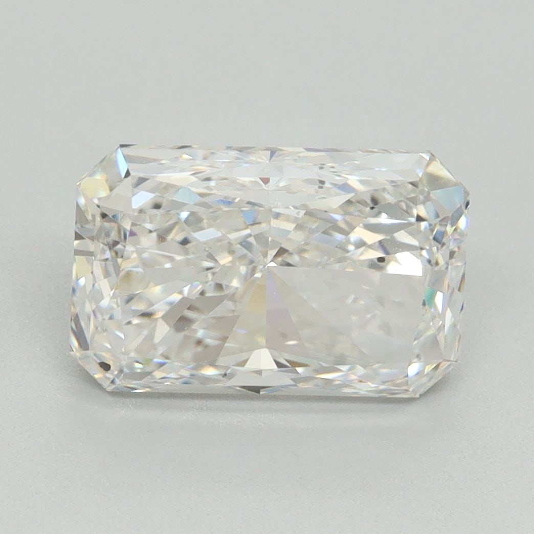 Loose Diamond - RADIANT 3.02ct F SI1: Loose Diamond - RADIANT 3.02ct F SI1 Source: This is a real non-mined Diamond that has been grown in a lab Shape: RADIANT Carats: 3.02 Color: F Clarity: SI1 Certification: NONE Video: