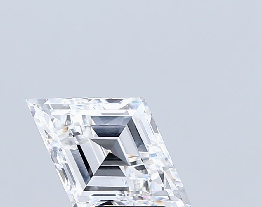 Loose Diamond - LOZENGE 5.22ct E VVS2: Loose Diamond - LOZENGE 5.22ct E VVS2 Source: This is a real non-mined Diamond that has been grown in a lab Shape: LOZENGE Carats: 5.22 Color: E Clarity: VVS2 Certification: IGI Video: