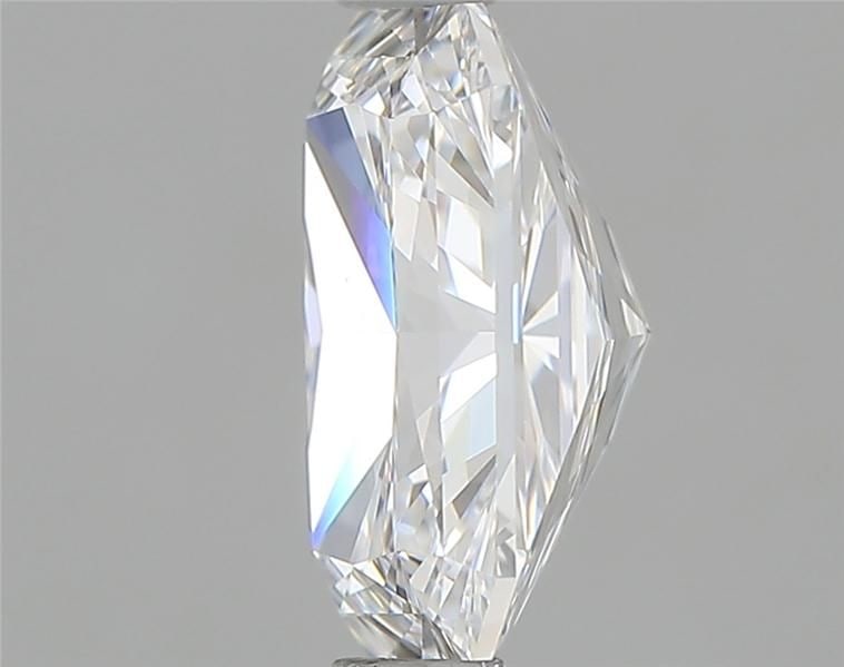 Loose Diamond - RADIANT 1.54ct E VVS2: Loose Diamond - RADIANT 1.54ct E VVS2 Source: This is a real non-mined Diamond that has been grown in a lab Shape: RADIANT Carats: 1.54 Color: E Clarity: VVS2 Certification: IGI Video: