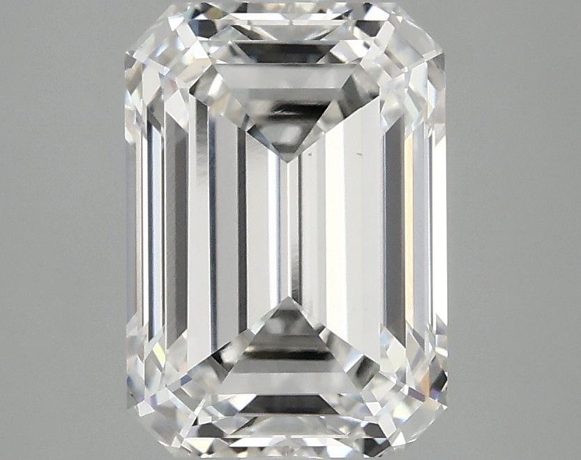 Loose Diamond - EMERALD 3.07ct E VS2: Loose Diamond - EMERALD 3.07ct E VS2 Source: This is a real non-mined Diamond that has been grown in a lab Shape: EMERALD Carats: 3.07 Color: E Clarity: VS2 Certification: IGI Video: