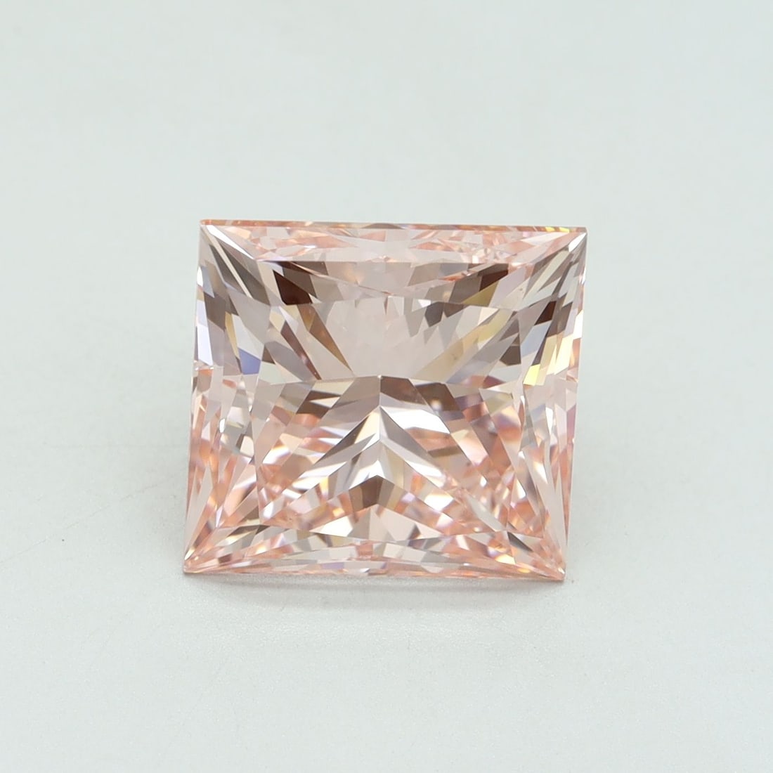 Loose Diamond - PRINCESS 5.02ct Fancy Vivid Pink VS1: Loose Diamond - PRINCESS 5.02ct Fancy Vivid Pink VS1 Source: This is a real non-mined Diamond that has been grown in a lab Shape: PRINCESS Carats: 5.02 Color: Fancy Vivid Pink Certification: IGI Video