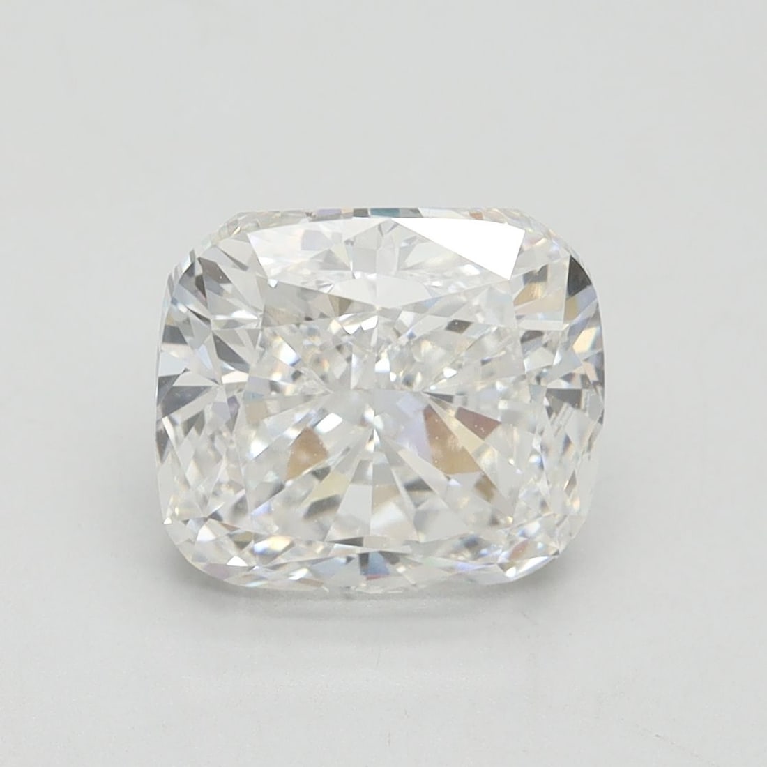 Loose Diamond - CUSHION BRILLIANT 3.5ct G VS1: Loose Diamond - CUSHION BRILLIANT 3.5ct G VS1 Source: This is a real non-mined Diamond that has been grown in a lab Shape: CUSHION BRILLIANT Carats: 3.5 Color: G Clarity: VS1 Certification: IGI Video:
