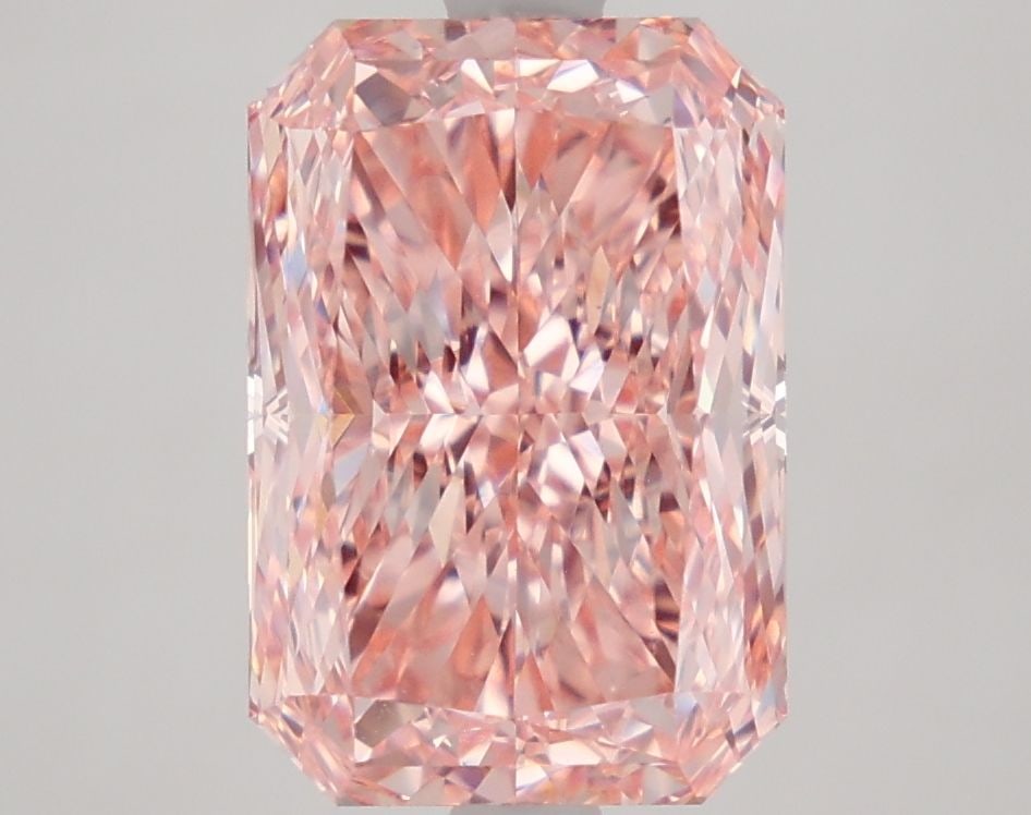 Loose Diamond - RADIANT 4.12ct Fancy Vivid Pink VVS2: Loose Diamond - RADIANT 4.12ct Fancy Vivid Pink VVS2 Source: This is a real non-mined Diamond that has been grown in a lab Shape: RADIANT Carats: 4.12 Color: Fancy Vivid Pink Certification: IGI Video: