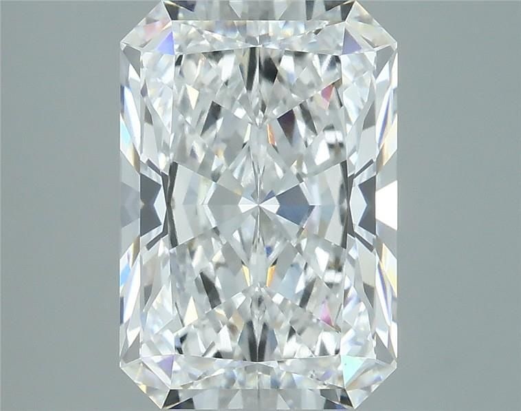 Loose Diamond - RADIANT 3.07ct D VS1: Loose Diamond - RADIANT 3.07ct D VS1 Source: This is a real non-mined Diamond that has been grown in a lab Shape: RADIANT Carats: 3.07 Color: D Clarity: VS1 Certification: GCAL Video: Video Link The