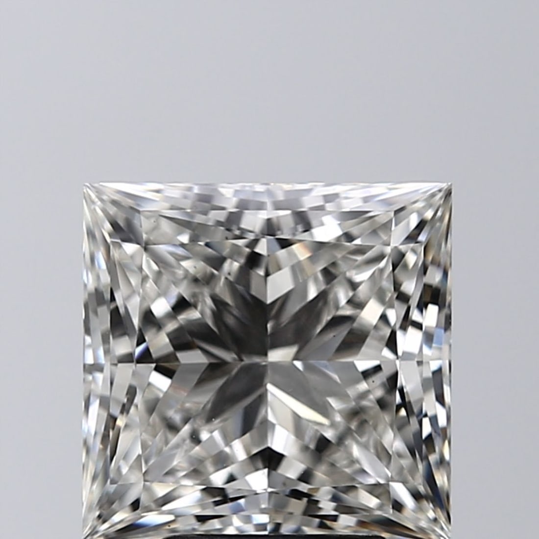 Loose Diamond - PRINCESS 4.02ct H VS2: Loose Diamond - PRINCESS 4.02ct H VS2 Source: This is a real non-mined Diamond that has been grown in a lab Shape: PRINCESS Carats: 4.02 Color: H Clarity: VS2 Certification: IGI Video: Video Link The