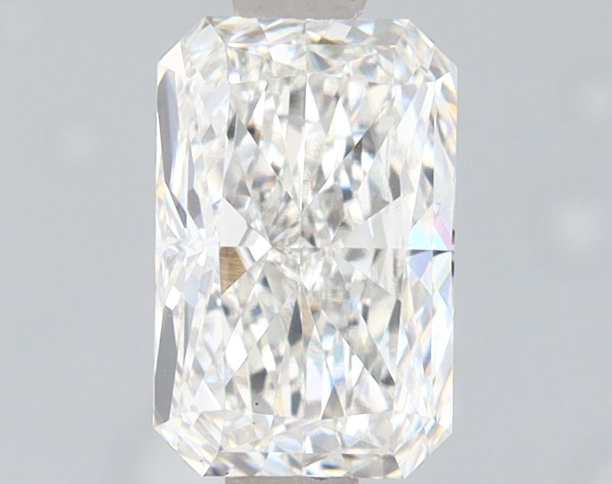 Loose Diamond - RADIANT 1.25ct F VS2: Loose Diamond - RADIANT 1.25ct F VS2 Source: This is a real non-mined Diamond that has been grown in a lab Shape: RADIANT Carats: 1.25 Color: F Clarity: VS2 Certification: IGI Video: