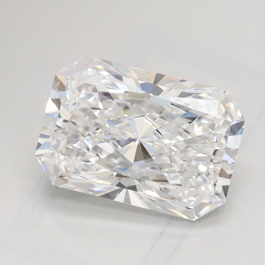 Loose Diamond - RADIANT 2.07ct D IF: Loose Diamond - RADIANT 2.07ct D IF Source: This is a real non-mined Diamond that has been grown in a lab Shape: RADIANT Carats: 2.07 Color: D Clarity: IF Certification: GCAL Video: