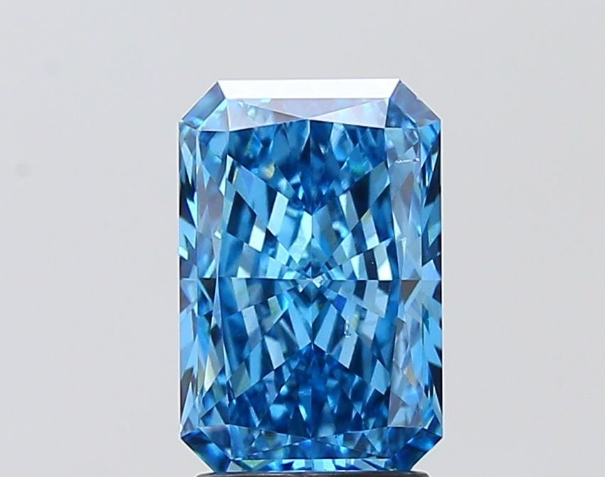 Loose Diamond - RADIANT 2.51ct Fancy Vivid Blue VS2: Loose Diamond - RADIANT 2.51ct Fancy Vivid Blue VS2 Source: This is a real non-mined Diamond that has been grown in a lab Shape: RADIANT Carats: 2.51 Color: Fancy Vivid Blue Certification: IGI Video: