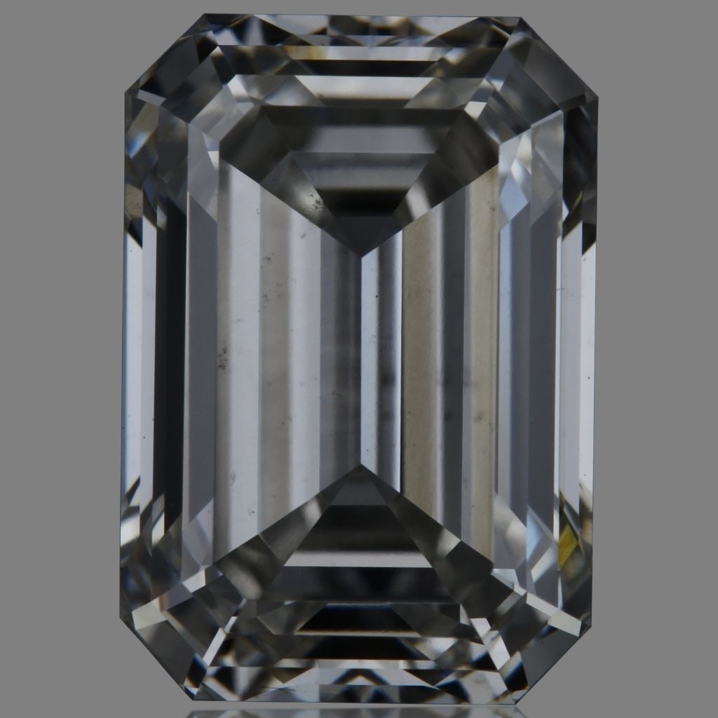 Loose Diamond - EMERALD 3.4ct Fancy Vivid Blue VS1: Loose Diamond - EMERALD 3.4ct Fancy Vivid Blue VS1 Source: This is a real non-mined Diamond that has been grown in a lab Shape: EMERALD Carats: 3.4 Color: Fancy Vivid Blue Certification: IGI Video: