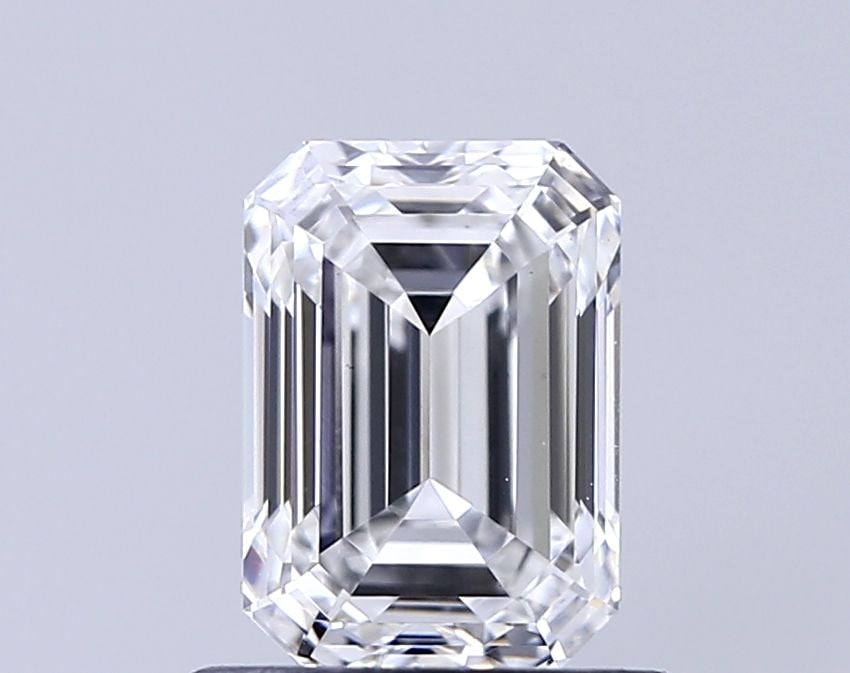 Loose Diamond - EMERALD 0.55ct H VS1: Loose Diamond - EMERALD 0.55ct H VS1 Source: This is a real non-mined Diamond that has been grown in a lab Shape: EMERALD Carats: 0.55 Color: H Clarity: VS1 Certification: NONE Video: