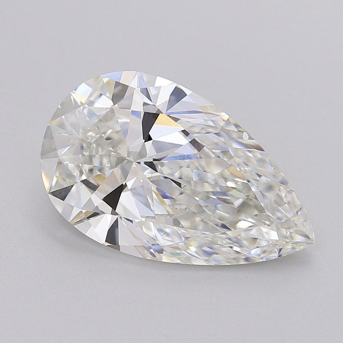 Loose Diamond - PEAR 6.03ct F VS1: Loose Diamond - PEAR 6.03ct F VS1 Source: This is a real non-mined Diamond that has been grown in a lab Shape: PEAR Carats: 6.03 Color: F Clarity: VS1 Certification: IGI Video:
