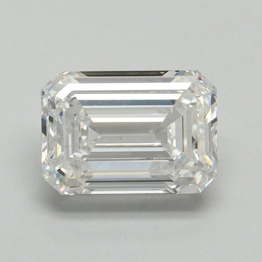 Loose Diamond - EMERALD 1.57ct E VS2: Loose Diamond - EMERALD 1.57ct E VS2 Source: This is a real non-mined Diamond that has been grown in a lab Shape: EMERALD Carats: 1.57 Color: E Clarity: VS2 Certification: NONE Video: