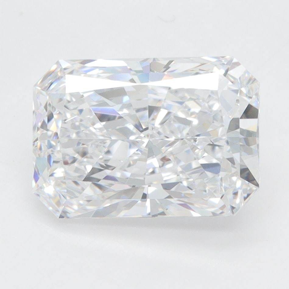 Loose Diamond - RADIANT 3.09ct D VVS2: Loose Diamond - RADIANT 3.09ct D VVS2 Source: This is a real non-mined Diamond that has been grown in a lab Shape: RADIANT Carats: 3.09 Color: D Clarity: VVS2 Certification: GIA Video: