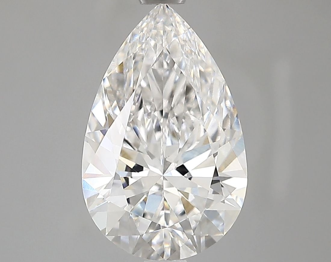 Loose Diamond - PEAR 2.11ct E VVS2: Loose Diamond - PEAR 2.11ct E VVS2 Source: This is a real non-mined Diamond that has been grown in a lab Shape: PEAR Carats: 2.11 Color: E Clarity: VVS2 Certification: IGI Video: Video Link The