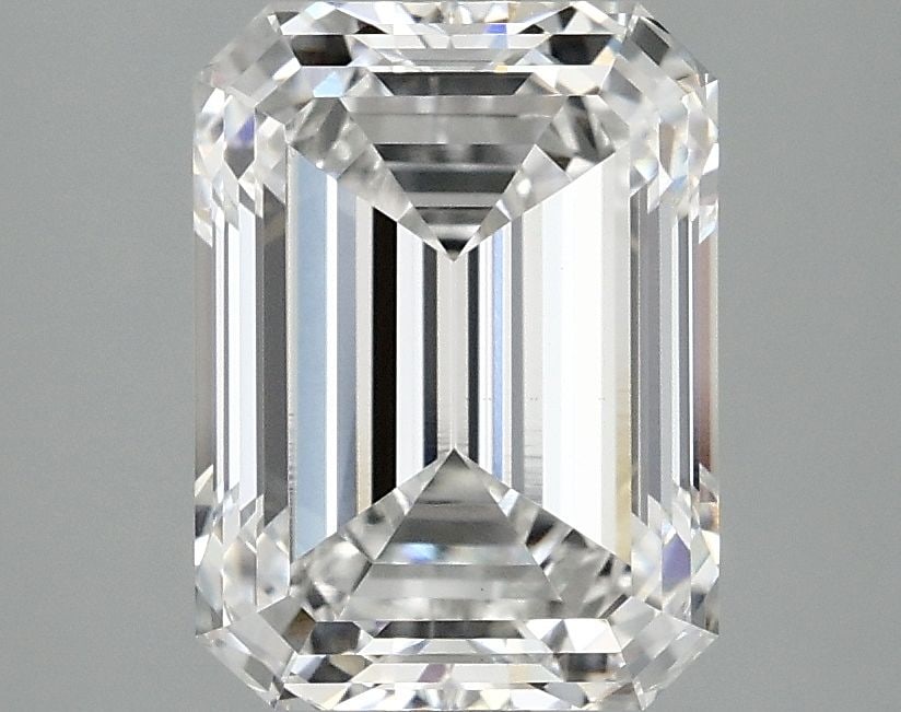 Loose Diamond - EMERALD 3.04ct E VVS2: Loose Diamond - EMERALD 3.04ct E VVS2 Source: This is a real non-mined Diamond that has been grown in a lab Shape: EMERALD Carats: 3.04 Color: E Clarity: VVS2 Certification: IGI Video: