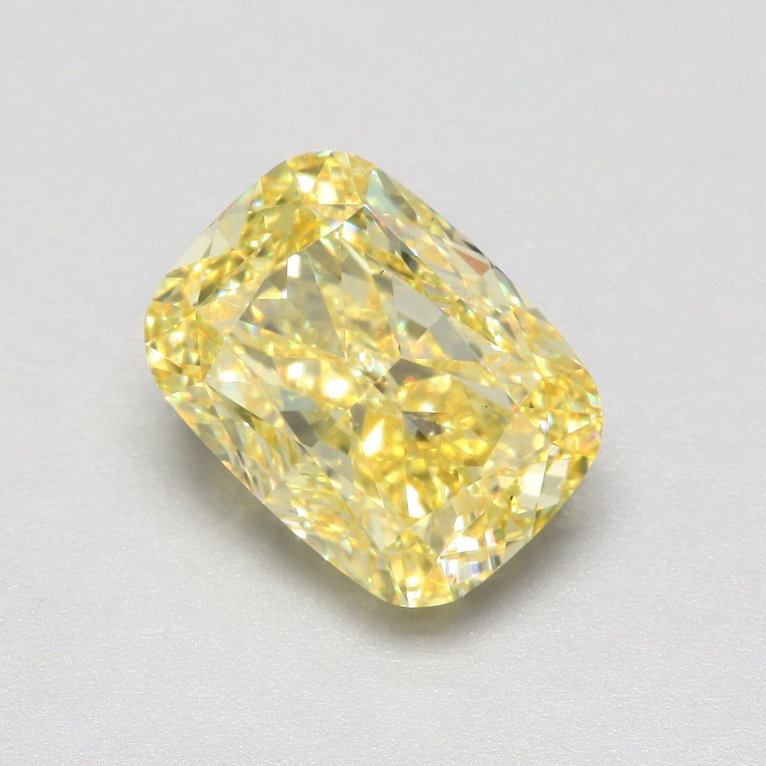 Loose Diamond - CUSHION MODIFIED 5.03ct Fancy Vivid Yellow VS2: Loose Diamond - CUSHION MODIFIED 5.03ct Fancy Vivid Yellow VS2 Source: This is a real non-mined Diamond that has been grown in a lab Shape: CUSHION MODIFIED Carats: 5.03 Color: Fancy Vivid Yellow Cert