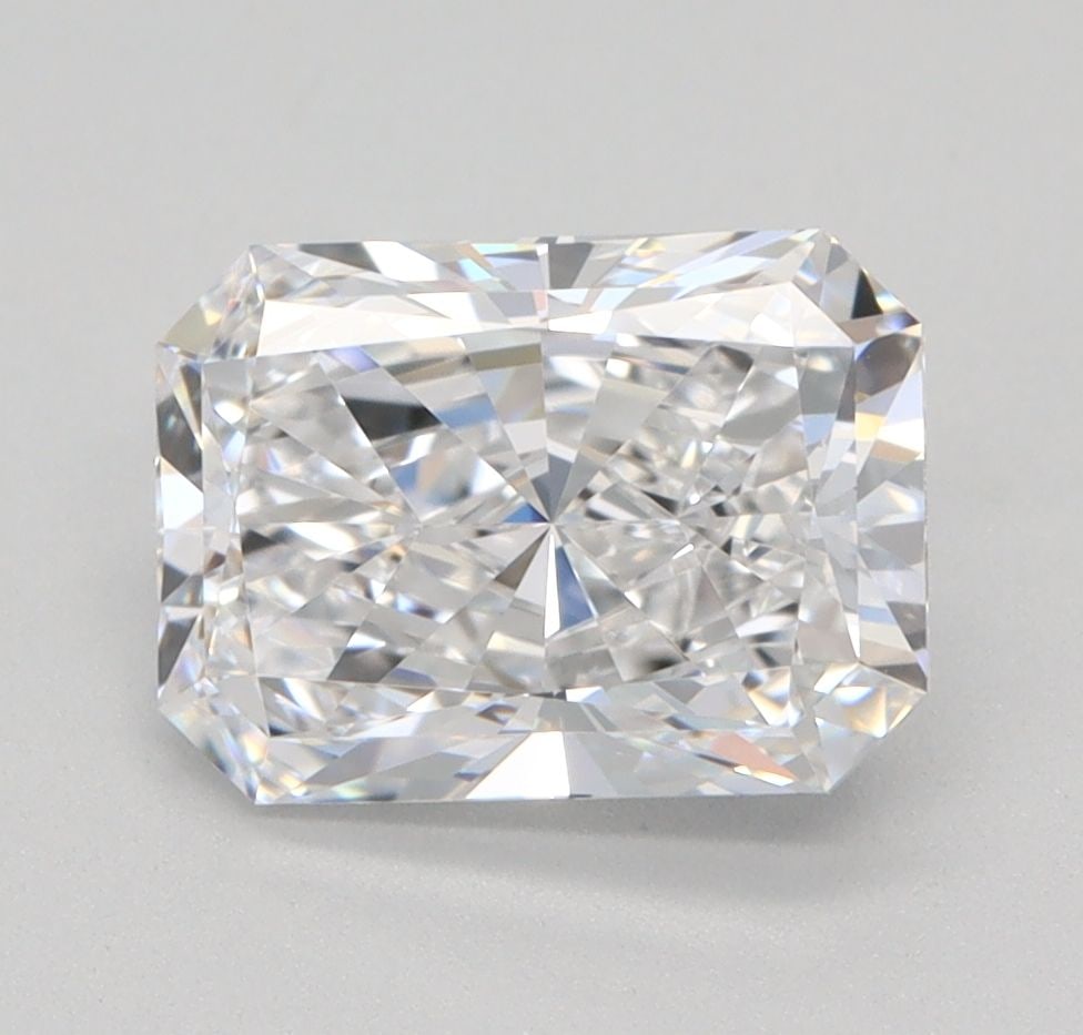 Loose Diamond - RADIANT 1.43ct D VVS2: Loose Diamond - RADIANT 1.43ct D VVS2 Source: This is a real non-mined Diamond that has been grown in a lab Shape: RADIANT Carats: 1.43 Color: D Clarity: VVS2 Certification: IGI Video: