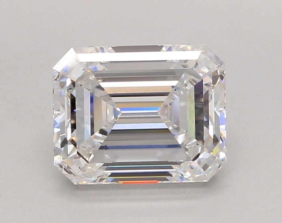 Loose Diamond - EMERALD 4.08ct D VS2: Loose Diamond - EMERALD 4.08ct D VS2 Source: This is a real non-mined Diamond that has been grown in a lab Shape: EMERALD Carats: 4.08 Color: D Clarity: VS2 Certification: IGI Video: