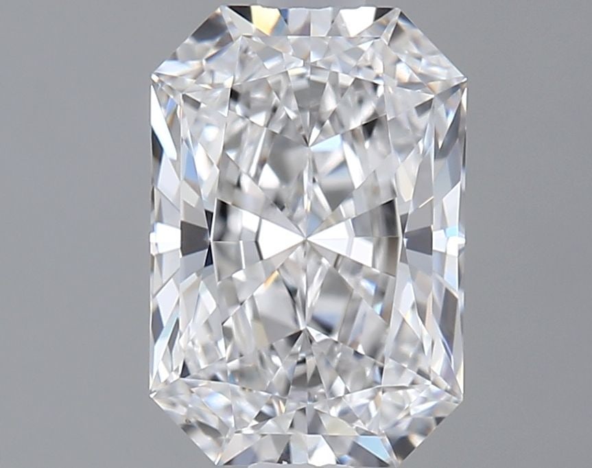 Loose Diamond - RADIANT 1.52ct D VS1: Loose Diamond - RADIANT 1.52ct D VS1 Source: This is a real non-mined Diamond that has been grown in a lab Shape: RADIANT Carats: 1.52 Color: D Clarity: VS1 Certification: IGI Video: