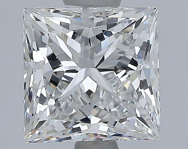 Loose Diamond - PRINCESS 2.52ct E VS1: Loose Diamond - PRINCESS 2.52ct E VS1 Source: This is a real non-mined Diamond that has been grown in a lab Shape: PRINCESS Carats: 2.52 Color: E Clarity: VS1 Certification: IGI Video: