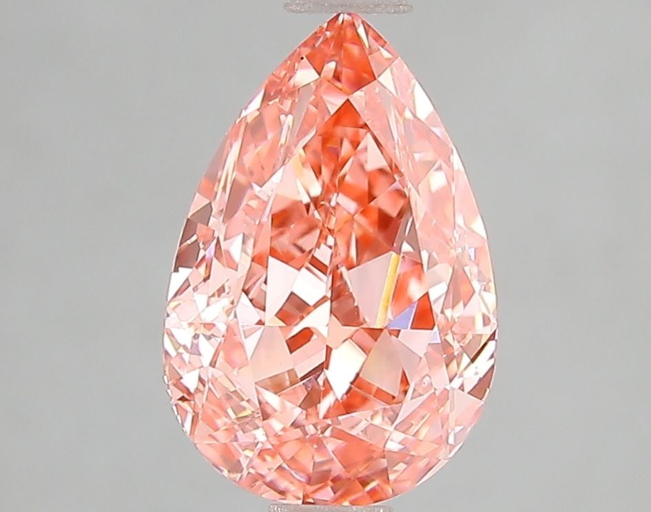 Loose Diamond - PEAR 2.34ct Fancy Vivid Red VS1: Loose Diamond - PEAR 2.34ct Fancy Vivid Red VS1 Source: This is a real non-mined Diamond that has been grown in a lab Shape: PEAR Carats: 2.34 Color: Fancy Vivid Red Certification: IGI Video: