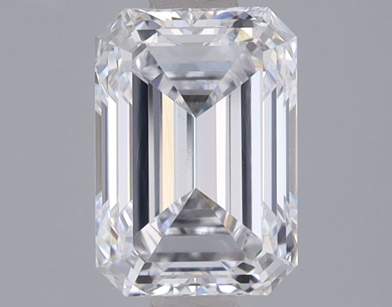 Loose Diamond - EMERALD 1.53ct D VS1: Loose Diamond - EMERALD 1.53ct D VS1 Source: This is a real non-mined Diamond that has been grown in a lab Shape: EMERALD Carats: 1.53 Color: D Clarity: VS1 Certification: IGI Video:
