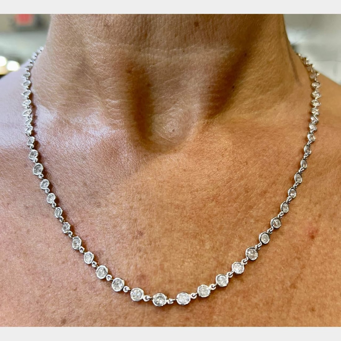 Platinum 18K White Gold 8.50 Ct Diamond Necklace 19 Inch: Platinum 18K White Gold 8.50 Ct Diamond Necklace 19 Inch This exquisite necklace features a stunning combination of platinum and 18K white gold, showcasing 65 dazzling diamonds totaling approximately 