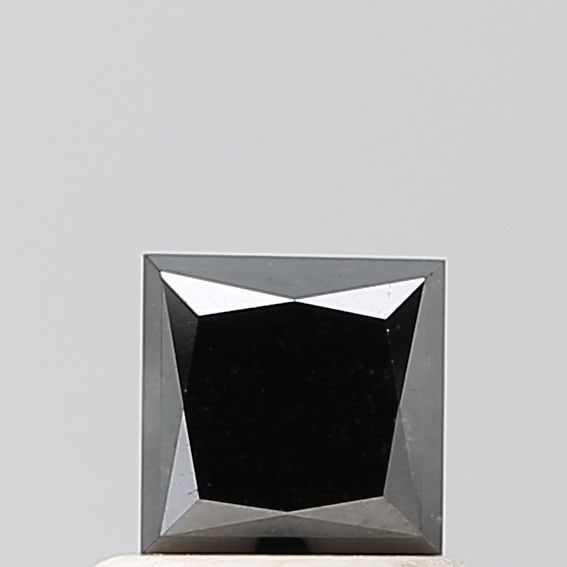 Loose Diamond - PRINCESS 0.77ct Black VVS2: Loose Diamond - PRINCESS 0.77ct Black VVS2 Source: Natural Shape: PRINCESS Carats: 0.77 Color: Black Certification: NONE Video:
