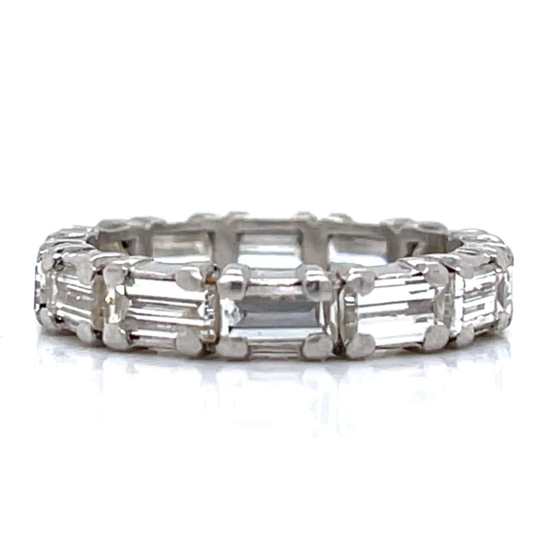 Art Deco Platinum Eternity Band 2.50 Ct Baguette Diamonds: Art Deco Platinum Eternity Band 2.50 Ct Baguette Diamonds This stunning Art Deco platinum eternity band showcases 12 exquisite baguette diamonds, totaling approximately 2.50 carats. The diamonds are g