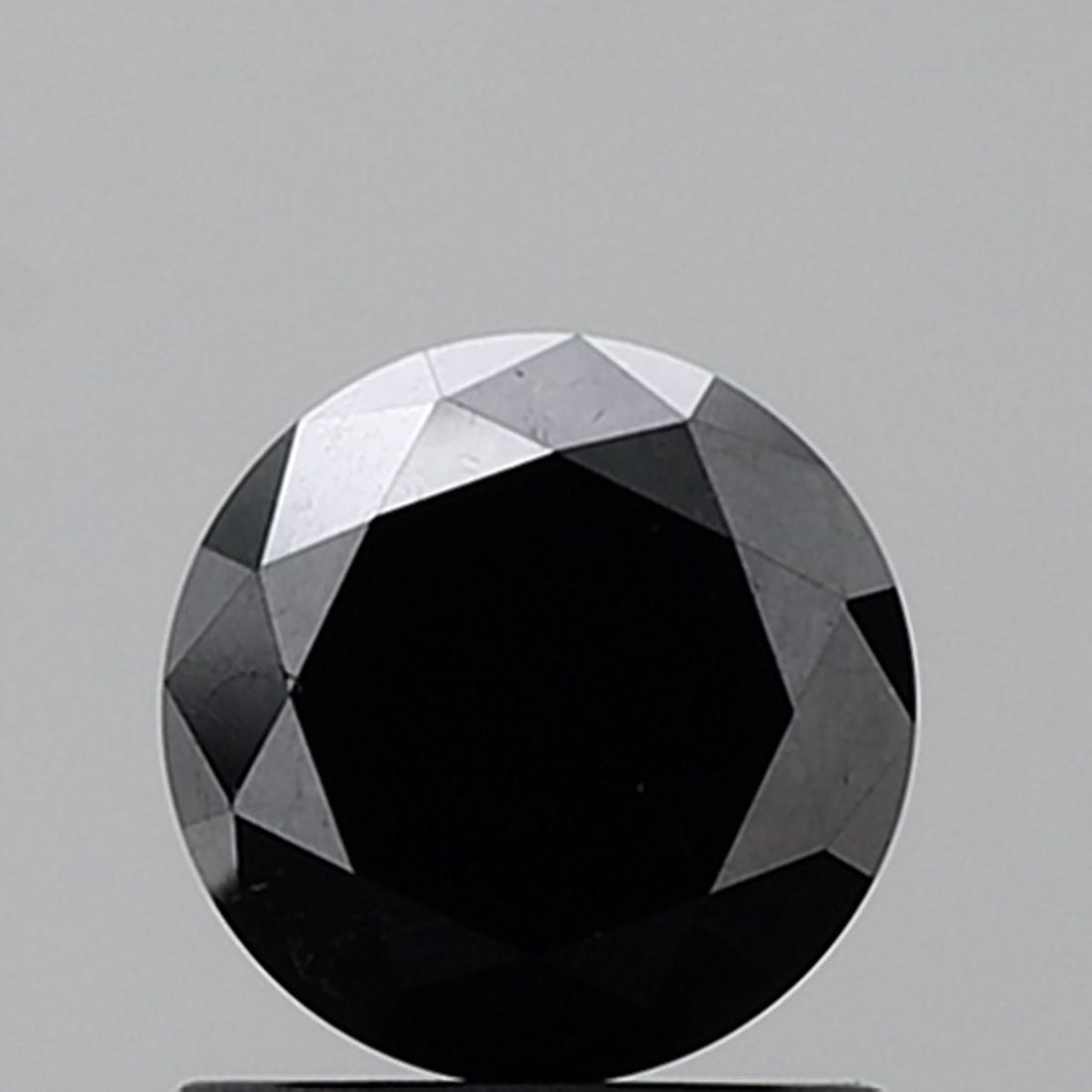Loose Diamond - ROUND 1.25ct Black VVS2: Loose Diamond - ROUND 1.25ct Black VVS2 Source: Natural Shape: ROUND Carats: 1.25 Color: Black Certification: NONE Video:
