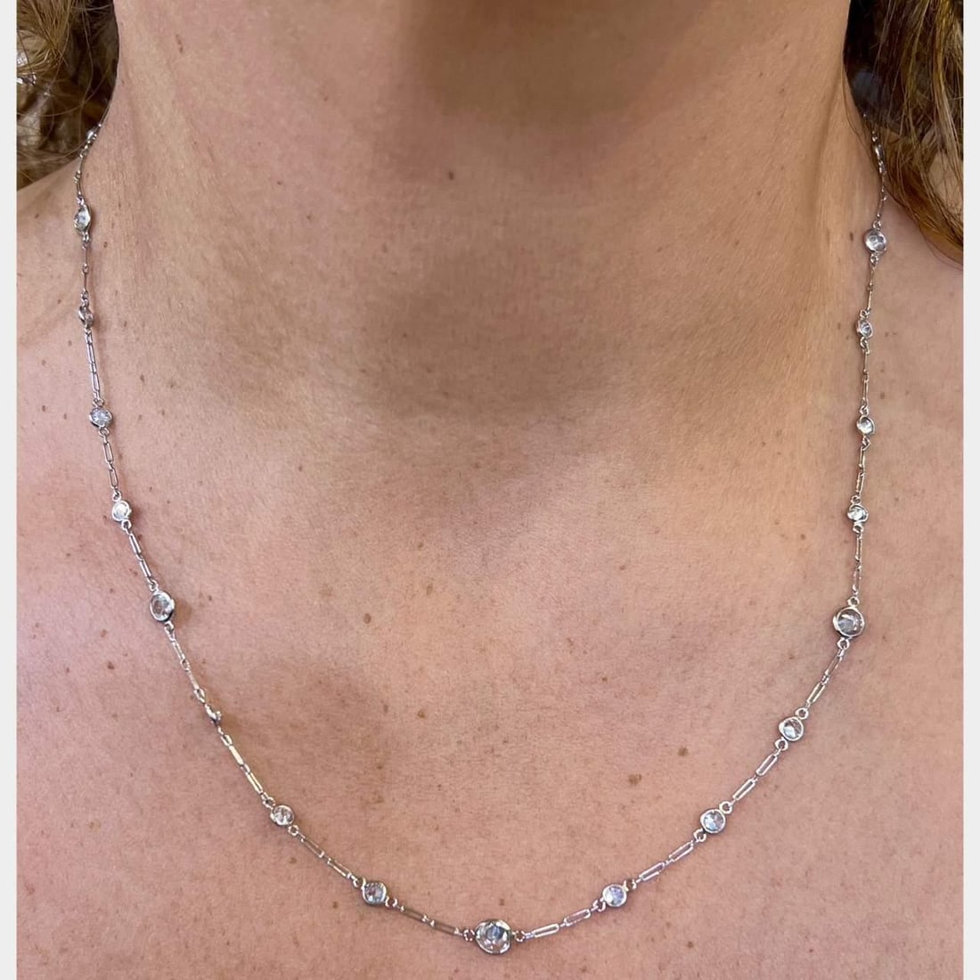 Platinum 4.25 Ct European-Cut Diamond by the Yard Necklace 20": Platinum 4.25 Ct European-Cut Diamond by the Yard Necklace 20" This exquisite Platinum Diamond by the Yard Necklace features a stunning arrangement of 27 European-cut diamonds, totaling approximately 