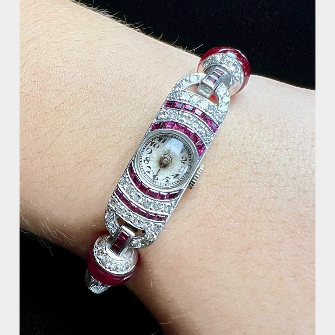 Antique Art Deco Platinum Diamond Ruby Cocktail Watch 28.4g Mechanical: Antique Art Deco Platinum Diamond Ruby Cocktail Watch 28.4g Mechanical This exquisite Antique Art Deco Cocktail Watch features a stunning combination of diamonds and rubies, set in luxurious platinum.