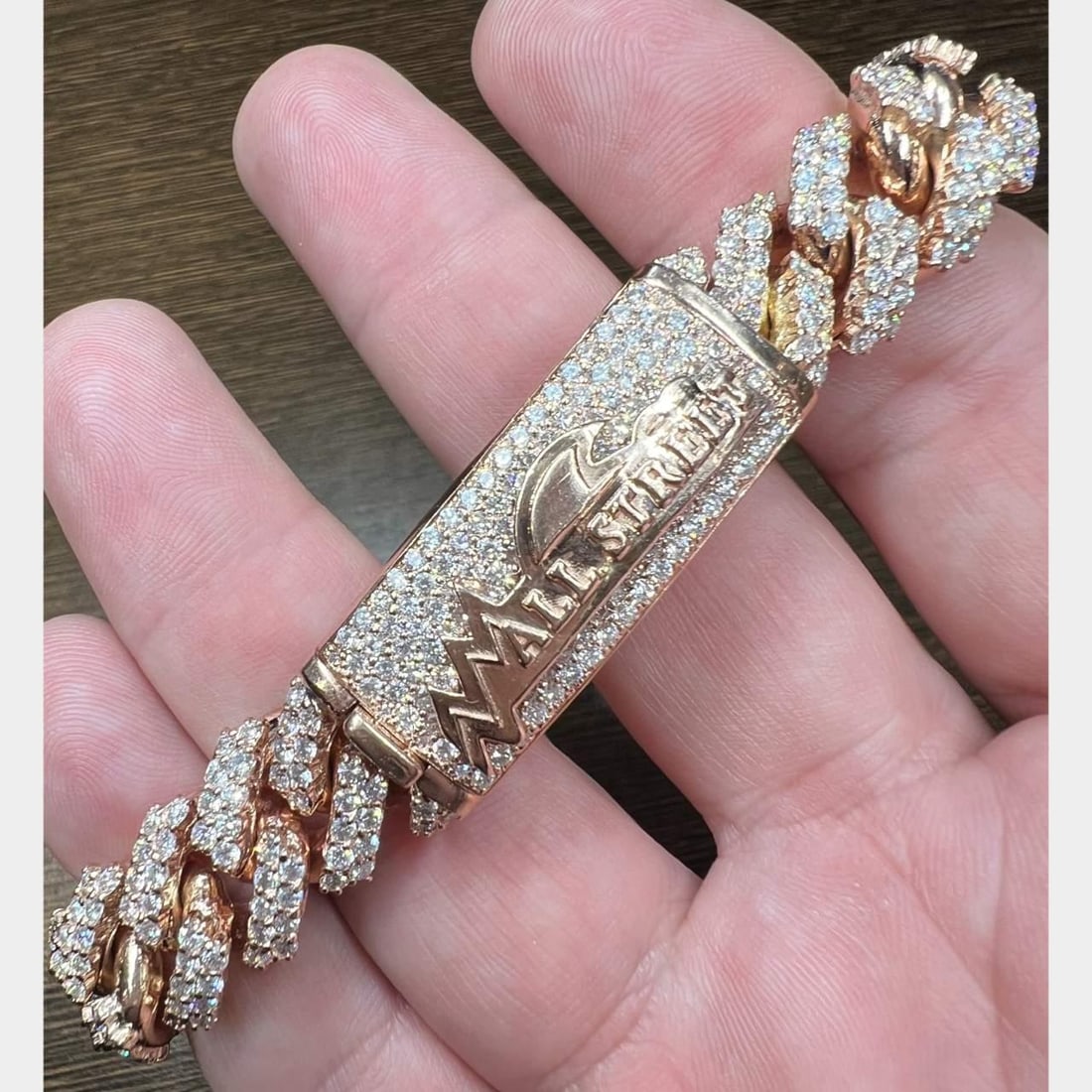 10K Rose Gold Wall Street Diamond ID Bracelet 15.00 Ct 506 Diamonds: 10K Rose Gold Wall Street Diamond ID Bracelet 15.00 Ct 506 Diamonds This stunning 10K Rose Gold "Wall Street" ID Bracelet features an impressive 15.00 ct. of diamonds, meticulously set with a total of