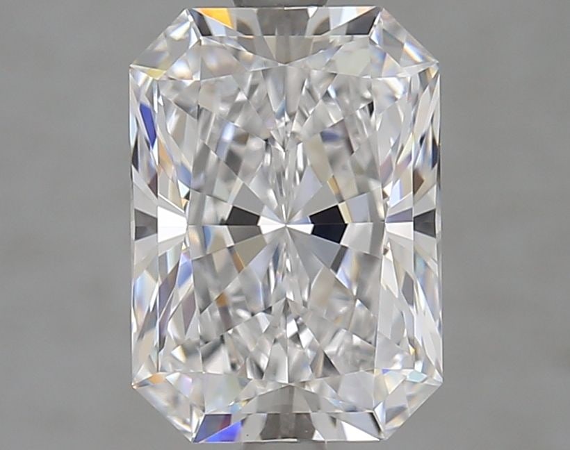 Loose Diamond - RADIANT 3.07ct D IF: Loose Diamond - RADIANT 3.07ct D IF Source: This is a real non-mined Diamond that has been grown in a lab Shape: RADIANT Carats: 3.07 Color: D Clarity: IF Certification: GIA Video: Video Link The