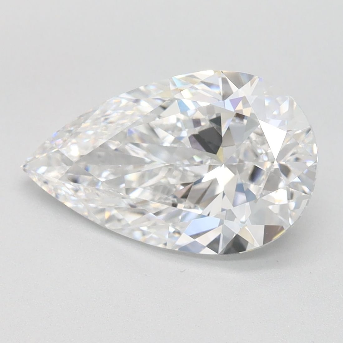 Loose Diamond - PEAR 2.01ct D IF: Loose Diamond - PEAR 2.01ct D IF Source: This is a real non-mined Diamond that has been grown in a lab Shape: PEAR Carats: 2.01 Color: D Clarity: IF Certification: IGI Video: Video Link The Diamond