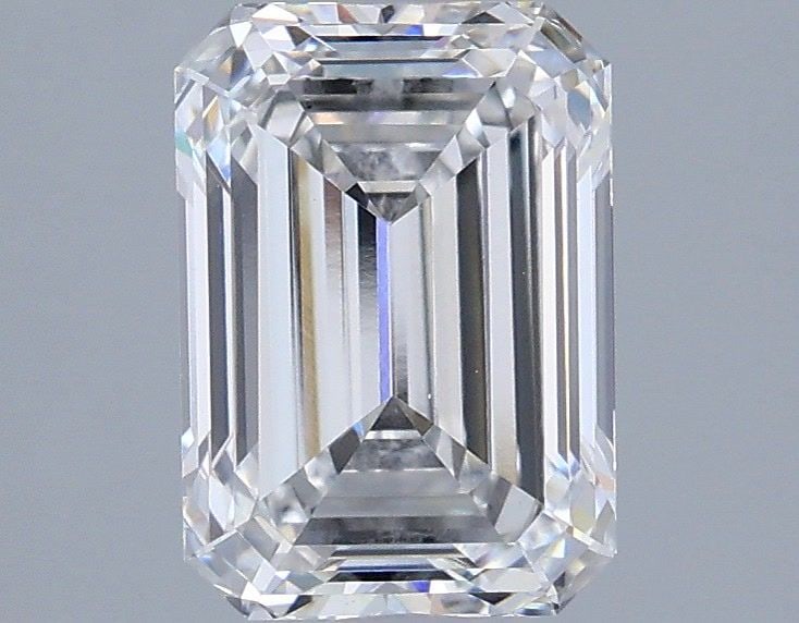 Loose Diamond - EMERALD 1.91ct E VS1: Loose Diamond - EMERALD 1.91ct E VS1 Source: This is a real non-mined Diamond that has been grown in a lab Shape: EMERALD Carats: 1.91 Color: E Clarity: VS1 Certification: IGI Video: