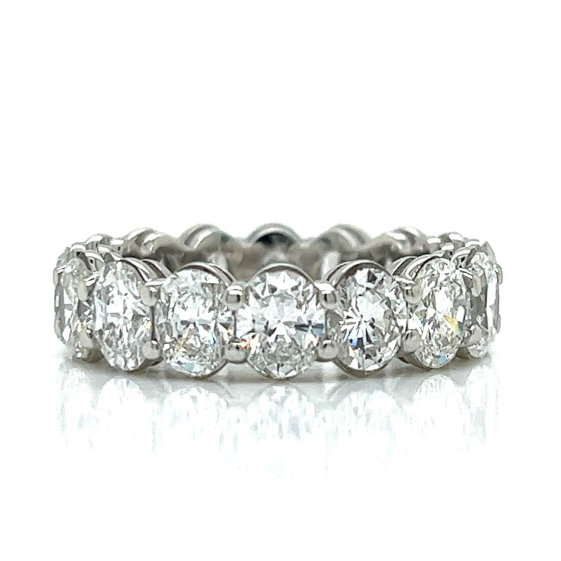 Platinum 7.50 Ct Diamond Eternity Band with 14 Oval Diamonds: Platinum 7.50 Ct Diamond Eternity Band with 14 Oval Diamonds This stunning Platinum Diamond Eternity Band features a total diamond weight of approximately 7.50 Ct, showcasing 14 exquisite oval diamond