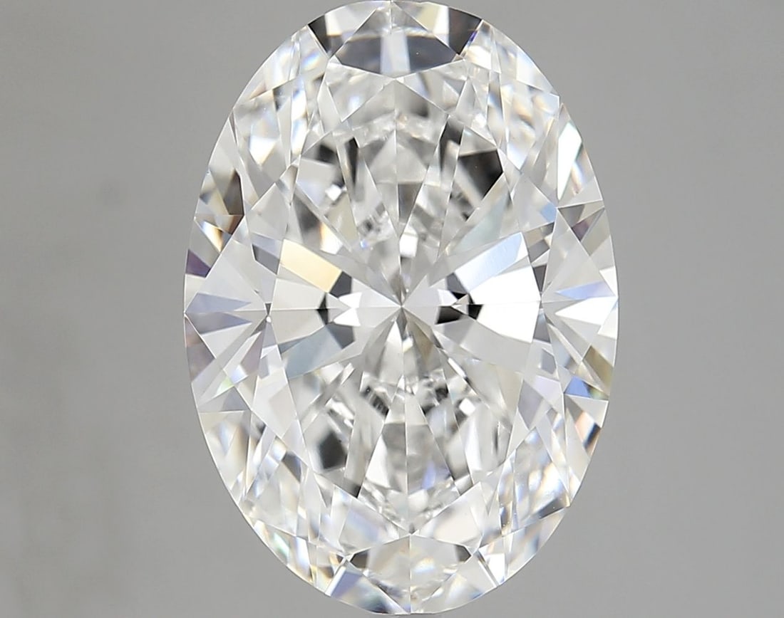 Loose Diamond - OVAL 7.02ct E VVS2: Loose Diamond - OVAL 7.02ct E VVS2 Source: This is a real non-mined Diamond that has been grown in a lab Shape: OVAL Carats: 7.02 Color: E Clarity: VVS2 Certification: IGI Video: