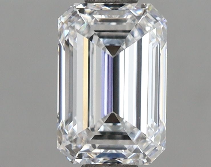 Loose Diamond - EMERALD 1.51ct D VVS1: Loose Diamond - EMERALD 1.51ct D VVS1 Source: This is a real non-mined Diamond that has been grown in a lab Shape: EMERALD Carats: 1.51 Color: D Clarity: VVS1 Certification: IGI Video: