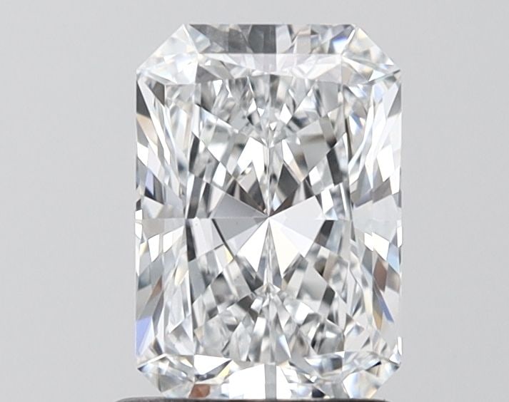 Loose Diamond - RADIANT 1.37ct D VVS2: Loose Diamond - RADIANT 1.37ct D VVS2 Source: This is a real non-mined Diamond that has been grown in a lab Shape: RADIANT Carats: 1.37 Color: D Clarity: VVS2 Certification: IGI Video: