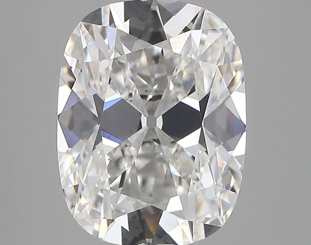 Loose Diamond - CUSHION MODIFIED 3.77ct E VS1: Loose Diamond - CUSHION MODIFIED 3.77ct E VS1 Source: This is a real non-mined Diamond that has been grown in a lab Shape: CUSHION MODIFIED Carats: 3.77 Color: E Clarity: VS1 Certification: IGI