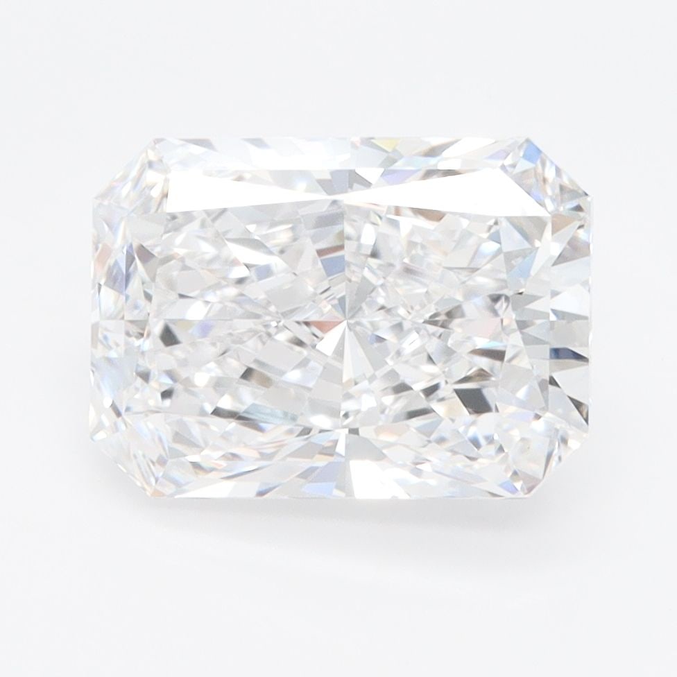Loose Diamond - RADIANT 3.03ct D VVS1: Loose Diamond - RADIANT 3.03ct D VVS1 Source: This is a real non-mined Diamond that has been grown in a lab Shape: RADIANT Carats: 3.03 Color: D Clarity: VVS1 Certification: IGI Video: