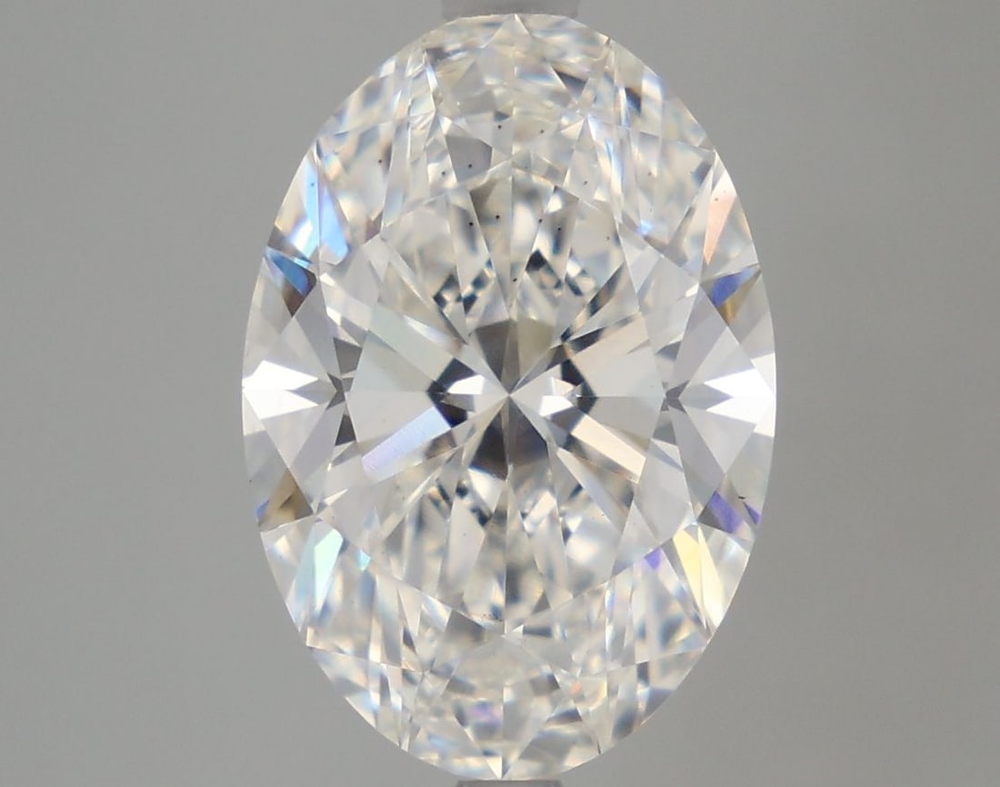 Loose Diamond - OVAL 4.52ct E VS2: Loose Diamond - OVAL 4.52ct E VS2 Source: This is a real non-mined Diamond that has been grown in a lab Shape: OVAL Carats: 4.52 Color: E Clarity: VS2 Certification: IGI Video: