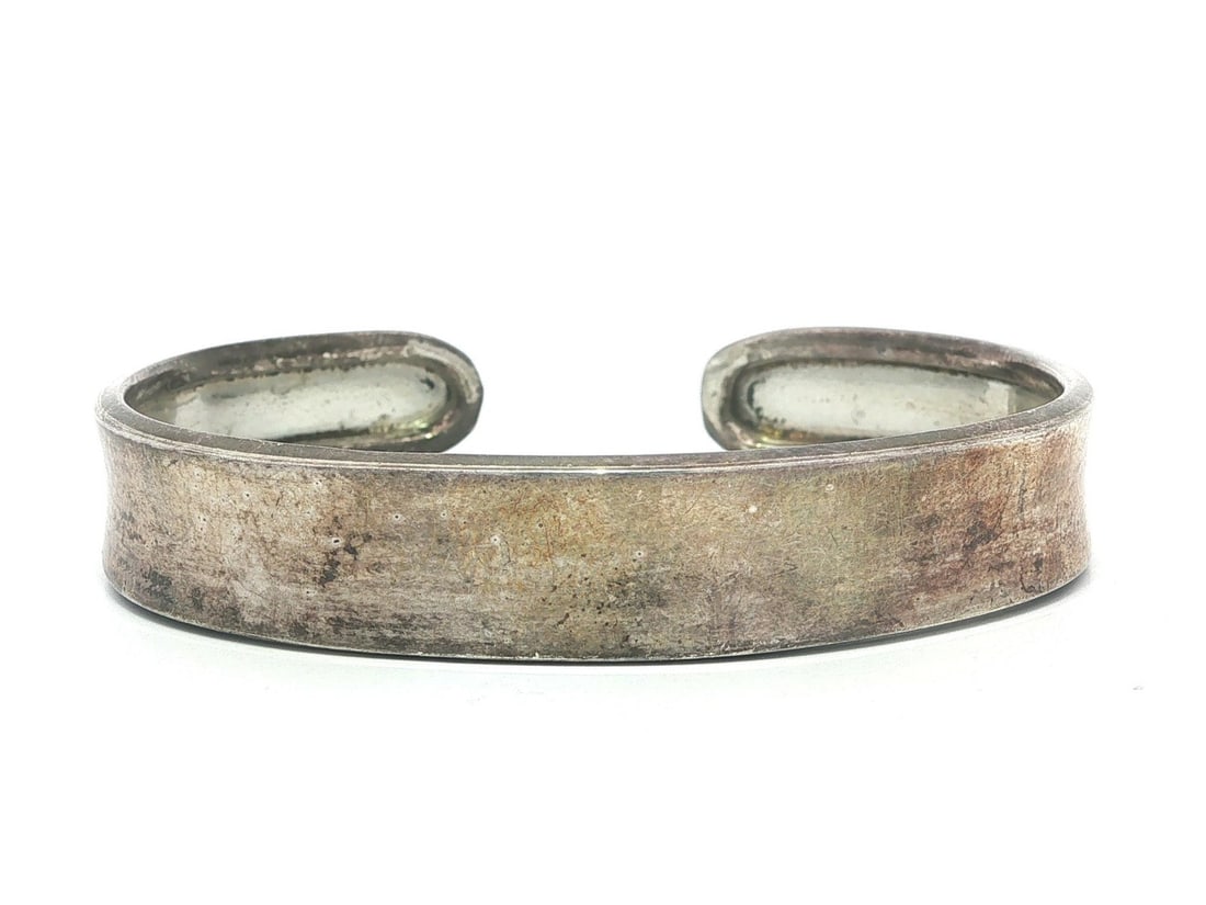 Handcrafted Sterling Silver 11.1mm Wide Open Bangle Cuff Bracelet: Handcrafted Sterling Silver 11.1mm Wide Open Bangle Cuff Bracelet This vintage handmade open cuff bangle bracelet is crafted from sterling silver and features a wide 11.1mm band. Designed for unisex a