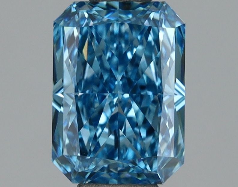 Loose Diamond - RADIANT 1.14ct Fancy Vivid Blue VVS2: Loose Diamond - RADIANT 1.14ct Fancy Vivid Blue VVS2 Source: This is a real non-mined Diamond that has been grown in a lab Shape: RADIANT Carats: 1.14 Color: Fancy Vivid Blue Certification: IGI Video: