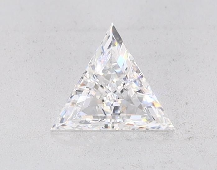 Loose Diamond - TRIANGULAR 0.37ct F VS1: Loose Diamond - TRIANGULAR 0.37ct F VS1 Source: This is a real non-mined Diamond that has been grown in a lab Shape: TRIANGULAR Carats: 0.37 Color: F Clarity: VS1 Certification: NONE Video: